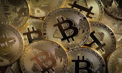 如何通过TPWallet购买LUNA币：一步步指南/

TPWallet, LUNA币, 加密货币, 数字钱包/guanjianci

TPWallet简介
TPWallet是一个用户友好的数字资产管理钱包，支持多个区块链资产的存储和交易。用户能够在这个平台上轻松管理他们的数字货币，包括但不限于比特币、以太坊以及众多的ERC-20和其他代币。TPWallet的设计理念是提供一个安全、直观的界面，使得新手也能轻松上手。同时，该钱包还提供了去中心化的交易功能，允许用户直接同其他用户进行交易，而不必依赖于中心化交易所。这种特性使得TPWallet在加密市场中备受青睐。

什么是LUNA币？
LUNA币是Terra网络的原生代币，最初创建是为了维护Terra网络的稳定性，并用于支付交易费用。LUNA币的价值与Terra网络的稳定币（如UST）直接相关，并且它在生态系统中的功能包括抵押、治理和提供流动性。由于LUNA币在多个去中心化金融（DeFi）项目中的应用，近年来其受到了极大的关注。特别是在加密市场不断发展的背景下，LUNA币的潜在升值空间吸引了许多投资者的目光。

为什么选择TPWallet购买LUNA币？
选择TPWallet购买LUNA币有多个优点。首先，TPWallet的操作界面，适合所有类型的用户，无论是新手还是经验丰富的投资者。其次，TPWallet保证用户的私钥安全，提供了多层次的安全保护。此外，TPWallet支持多种支付方式，包括通过信用卡、银行转账等，这使得用户在购买LUNA币时更加灵活。最重要的是，TPWallet的去中心化特性，使用户能够直接控制自己的资产，减少了依赖中心化交易所的风险。

如何在TPWallet上购买LUNA币？
在TPWallet上购买LUNA币的步骤非常简单。首先，用户需要下载并安装TPWallet应用，注册一个账户并完成身份验证。接着，用户可以选择“交易”选项，进入交易界面。在交易界面，用户需选择购买LUNA币的数量，并选择支付方式。选择完毕后，用户可以点击“确认”按钮，完成购买。此外，TPWallet会显示真实的市场价格，用户可以根据实时价格做出决策。最终，交易完成后，LUNA币将直接存入用户的钱包中，方便用户随时访问和交易。

TPWallet使用注意事项
在使用TPWallet购买LUNA币时，用户需要注意几个关键问题。首先，确保下载官方版本的TPWallet应用，以免下载到伪造的软件导致资产丢失。其次，在进行交易前，一定要确认网络状况，避免因网络延迟产生的交易失败。此外，购买LUNA币时要关注市场价格波动，以确保在最佳时机购入。另外，用户还需定期检查安全性设置，确保资金安全。此外，务必保管好自己的助记词和私钥，不要随意分享给他人。

常见问题

1. **TPWallet支持哪些支付方式？**
   - TPWallet支持多种支付方式，包括信用卡、银行转账以及其他主流数字货币的交换。这种灵活性大大方便了用户的购买行为。

2. **LUNA币在TPWallet中如何存储和管理？**
   - 在TPWallet中，LUNA币存储在用户的钱包中，用户可以直接查看余额并进行管理，包括转账、交换等。

3. **购买LUNA币是否有最低限额？**
   - TPWallet对于购买LUNA币的最低限额可能会因市场波动而有所不同。用户在交易时，可以查看交易界面上显示的具体规定。

4. **如何确保在TPWallet中的资金安全？**
   - 用户可以通过启用双重认证、定期更改密码等措施来确保其TPWallet账户的安全。此外，妥善保管私钥是防止资金丢失的重要措施。

5. **可以在TPWallet中进行LUNA币的交易吗？**
   - 当然可以，TPWallet提供了去中心化交易的功能，用户可以直接在平台上进行LUNA币的交易。

6. **在TPWallet上购买LUNA币需要支付交易费用吗？**
   - 是的，在TPWallet上购买LUNA币时，用户需要支付一定的交易费用，这一费用通常根据网络状况和交易规模而定。用户可以在交易确认前查看具体的费用信息。